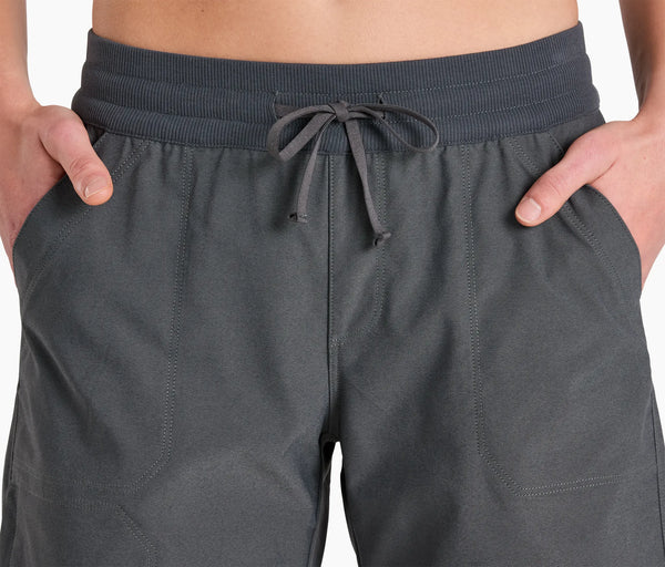 TREKR™ PULL-ON SHORT 8"