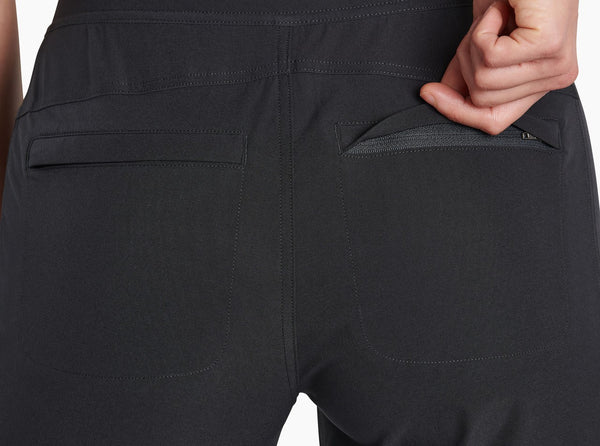 Zippered back pockets | Pull on waistband