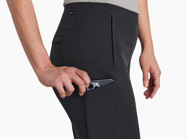 Zip front pockets | Drop-in phone pocket
